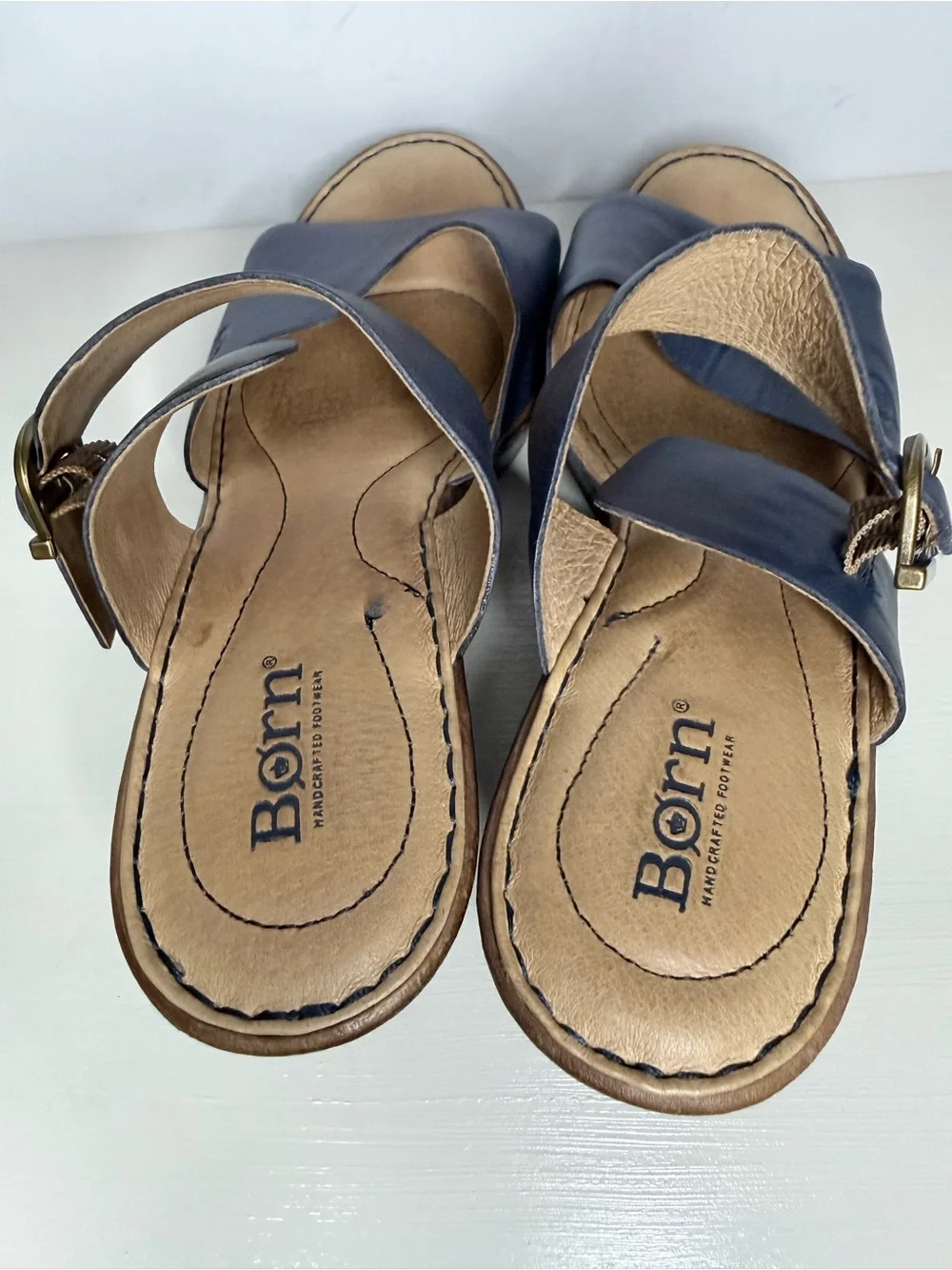 Born handcrafted navy